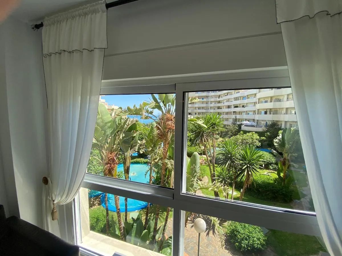 Apartamento Modern Sea View Studio In Benal Beach Benalmádena